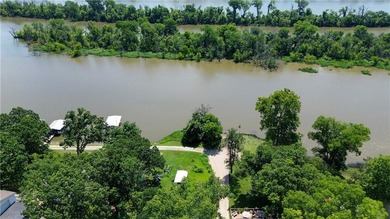 MOTIVATED SELLER-BRING YOUR OFFER! Why pay lakefront prices when - photo 3
