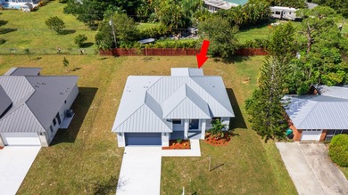 Discover this stunning new construction home that blends luxury - photo 2