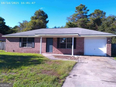 Lake Jordan Home Sale Pending in Hinesville Georgia