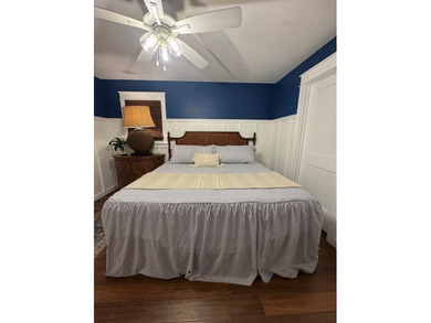 Welcome to this stunning 3-bedroom, 3-bath waterfront home - photo 19