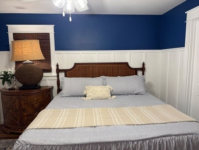 Welcome to this stunning 3-bedroom, 3-bath waterfront home - photo 20