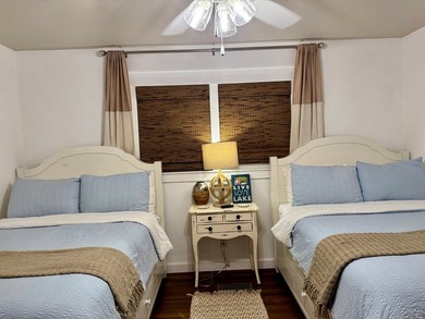 Welcome to this stunning 3-bedroom, 3-bath waterfront home - photo 21