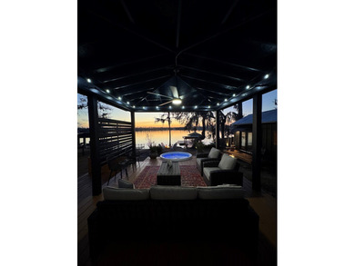 Welcome to this stunning 3-bedroom, 3-bath waterfront home - photo 24