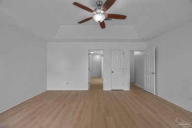Welcome home to this beautifully updated, move-in ready - photo 27