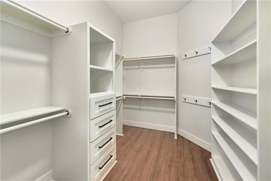 Dreaming of a high-quality lake home? Come see The Retreat - a - photo 29