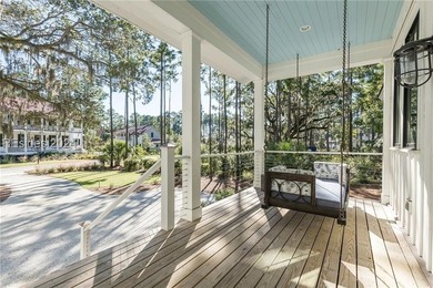 Delight in the welcoming luxury of this four-bedroom - photo 3