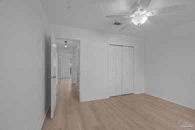 Welcome home to this beautifully updated, move-in ready - photo 35