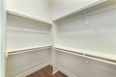Dreaming of a high-quality lake home? Come see The Retreat - a - photo 36