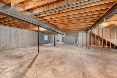 Dreaming of a high-quality lake home? Come see The Retreat - a - photo 38