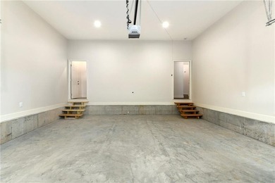 Dreaming of a high-quality lake home? Come see The Retreat - a - photo 42