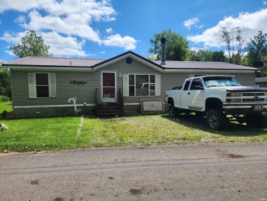 Atwood Lake Home Sale Pending in Wolcottville Indiana