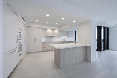 Sleek, modern and fully renovated unit. Two bedroom, two baths - photo 9