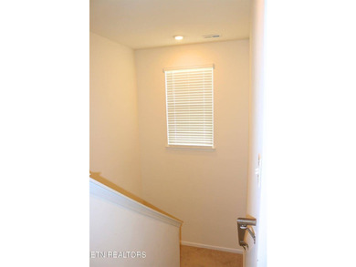 Stunning, like-new home in a quiet Morristown neighborhood! This - photo 11