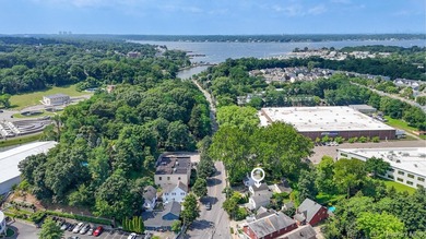 Experience the best of Port Washington in this beautifully - photo 23