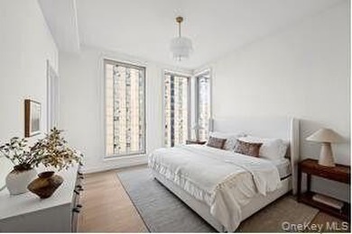 Presenting Residence 12. This spectacular full floor residence - photo 8