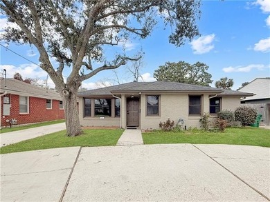 Lake Pontchartrain Home Active Under Contract in Metairie Louisiana