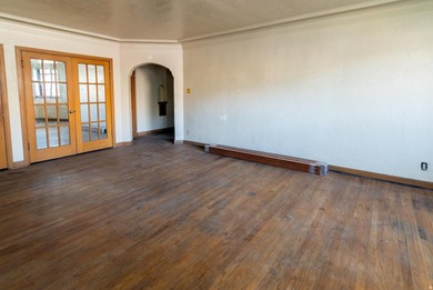 Contact agent for details. Cash offers only - photo 6