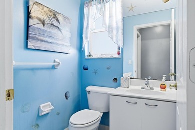 Welcome to this beautifully maintained and spacious home located - photo 11