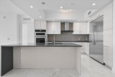Luxury waterfront living in the heart of North Palm Beach. This - photo 12