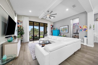 Elegantly upgraded stunning lakefront home impresses from the - photo 13