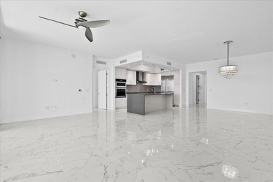 Luxury waterfront living in the heart of North Palm Beach. This - photo 16