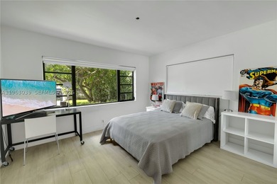 Experience unparalleled views of Indian Creek island from this - photo 20