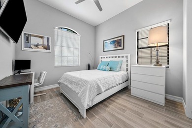 Elegantly upgraded stunning lakefront home impresses from the - photo 22