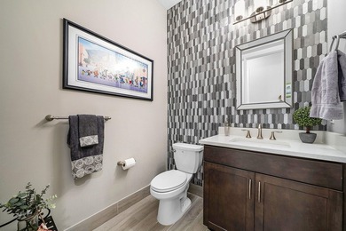 Elegantly upgraded stunning lakefront home impresses from the - photo 26