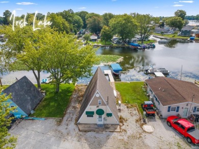 Welcome to Your Charming Lakefront Cottage on Irish Lake! - Lake Home For Sale in Leesburg, Indiana