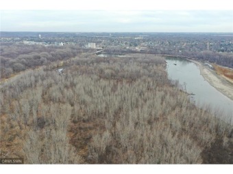 Minnesota River Acreage Sale Pending in Le Sueur Minnesota