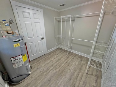 Fully renovated and move-in ready! This charming 3-bedroom - photo 16