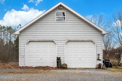 Wake up to panoramic views of the Great Sacandaga Lake and end - photo 7