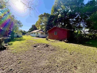 Fully renovated and move-in ready! This charming 3-bedroom - photo 17