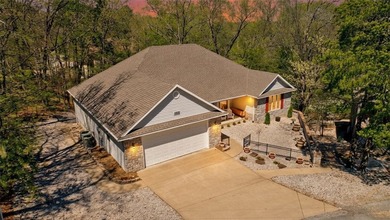 Quality-built with timeless OAK construction and a recently - photo 18