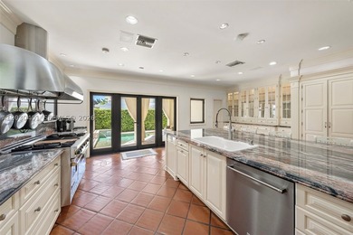 Beautiful Mediterranean villa sited on a prime corner lot on - photo 9