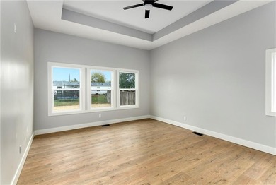 Dreaming of a high-quality lake home? Come see The Retreat - a - photo 20