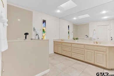 OWNER FINANCING AVAILABLE WITH EXCLUSIVE LOW INTEREST RATE! - photo 29