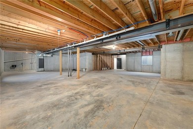 Dreaming of a high-quality lake home? Come see The Retreat - a - photo 34