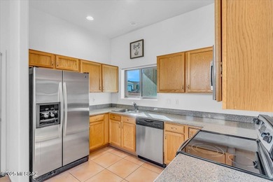 Charming 2 Bedroom, 2 Bath patio home + Den with the added bonus