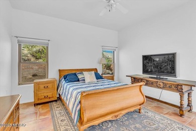 Charming 2 Bedroom, 2 Bath patio home + Den with the added bonus