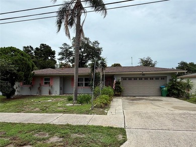 Spacious 3 Bdr / 2 & 1/2 Baths / 2 Car garage home with Family - photo 1