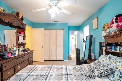 MOTIVATED SELLERS! Experience the perfect opportunity to own a - photo 14