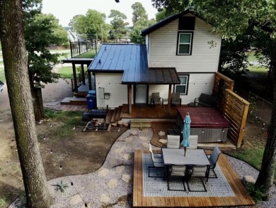 Lake Home For Sale in Gun Barrel City, Texas