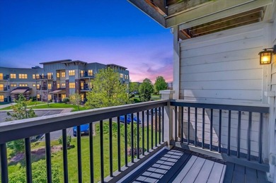 Bright and sunny condo perfect for the discerning buyer! Open - photo 29