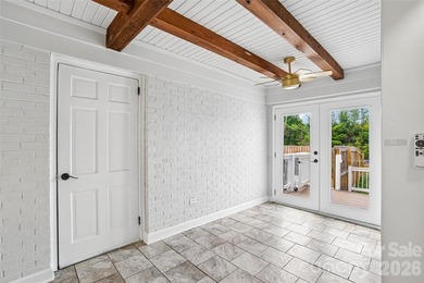 Tucked behind a storybook gravel path and cottage garden in one - photo 40