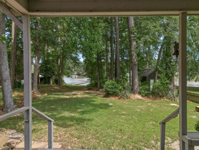 Cute cottage in a PRIME location, right by the Island! - photo 23