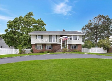 Great South Bay  Home For Sale in Bay Shore New York