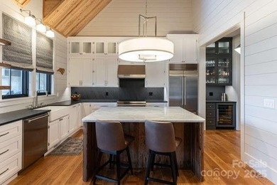 Effortless Mountain Living Set within the private gates of - photo 8