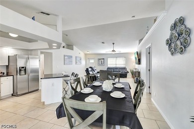 Welcome to paradise! Waterfront pool home with 4 bedrooms and 2 - photo 8