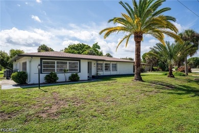 Completely Renovated Ranch Home on an Oversized Double Corner - photo 2